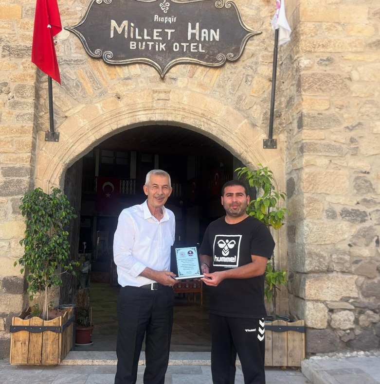 İL TEMSİLCİMİZ MALİK DİNÇ ARAPGİR BELEDİYE BAŞKANI HALUK CÖMERTOĞLUNU ZİYARET ETTİ.